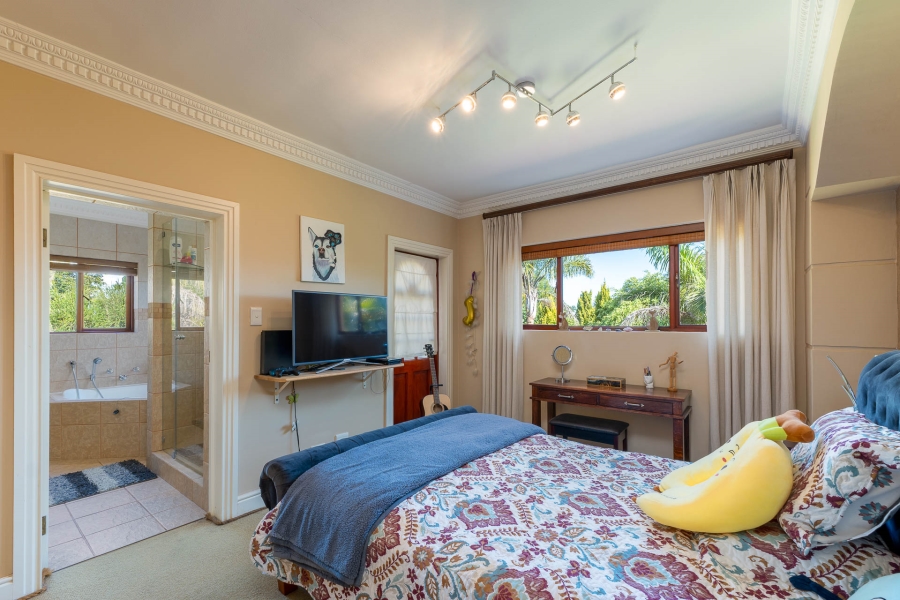 4 Bedroom Property for Sale in Heatherlands Western Cape